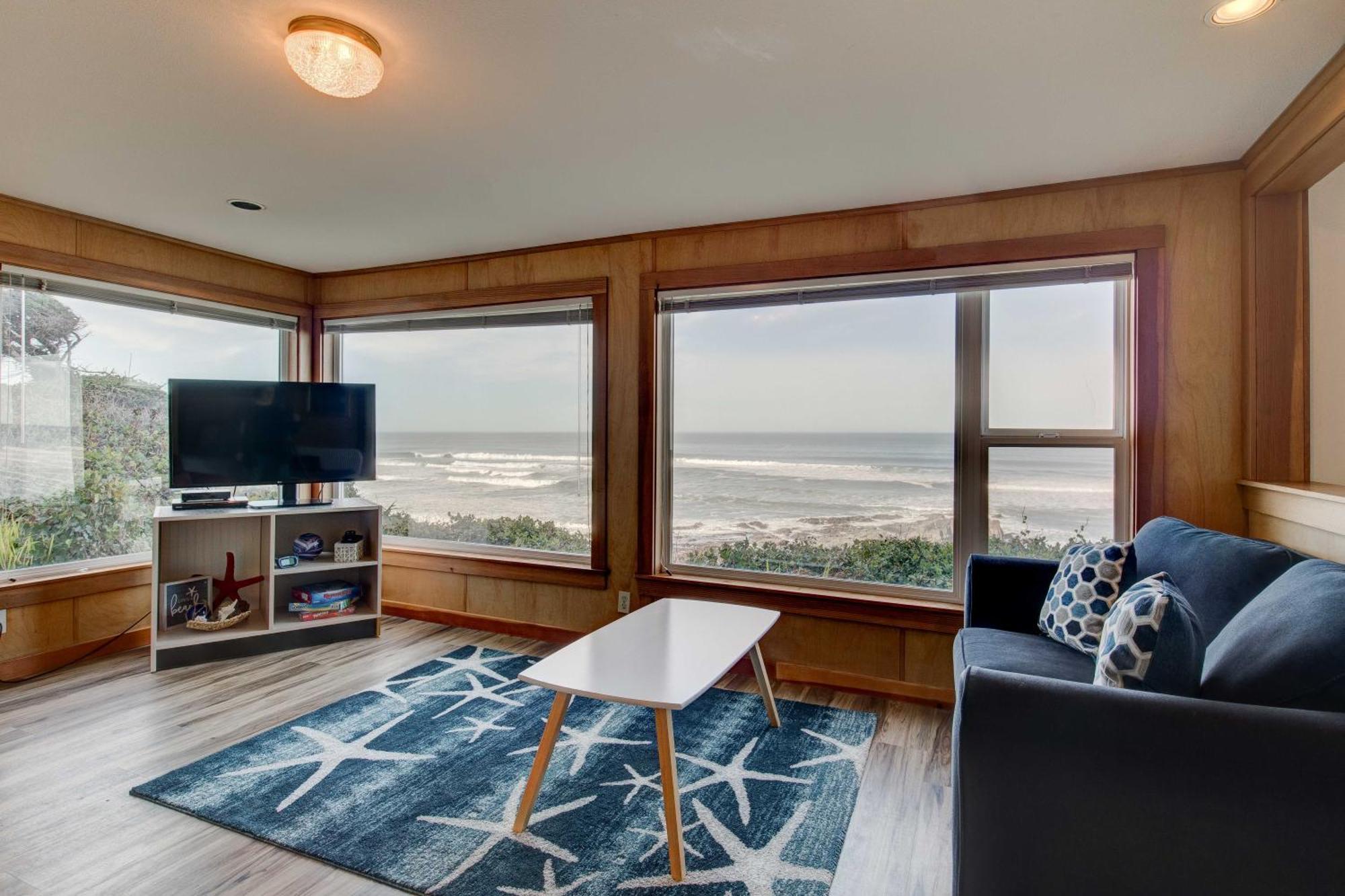 Ester Lee Oceanview Inn Линкън Сити Екстериор снимка